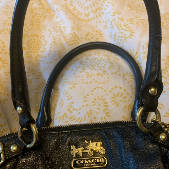 Authentic leather Coach bag - Picture 4 of 8